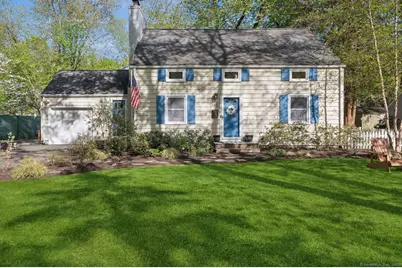 165 Woodbury Avenue, Stamford, CT 06907 - Photo 1