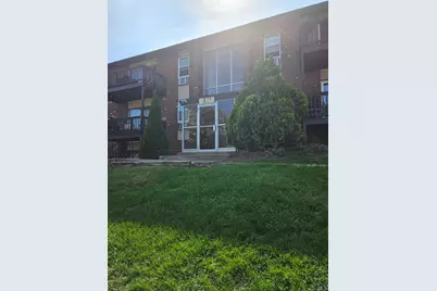 43 Balance Rock Road #APT 17, Seymour, CT 06483 - Photo 1