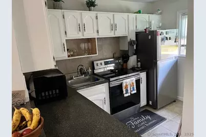 57 Meetinghouse Village #6, Meriden, CT 06450 - Photo 1