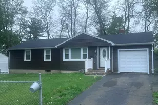 144 Thomaston St, Hartford, CT 06112 - Photo 1