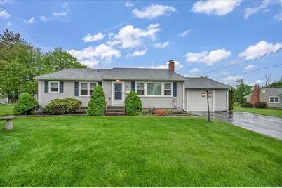 11 Longview Drive, Bloomfield, CT 06002 - Photo 1