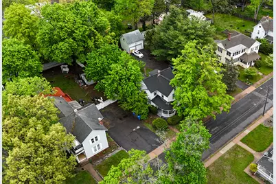 19 Hudson Street, Manchester, CT 06042 - Photo 1