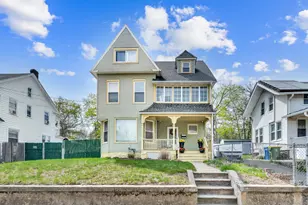 33 Clifton Ave, Waterbury, CT 06710 - Photo 1