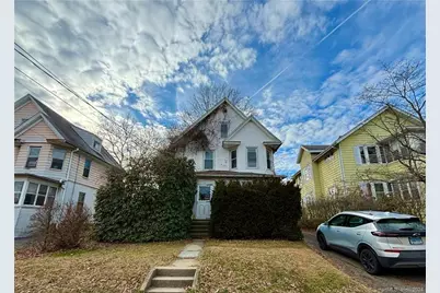 63 Oakwood Avenue, West Hartford, CT 06119 - Photo 1