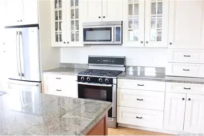 629 Chapel Street #5A, New Haven, CT 06511 - Photo 1