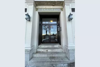 225 Golden Hill Street #3G, Bridgeport, CT 06604 - Photo 1