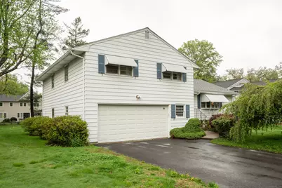 33 Stoneham Drive, West Hartford, CT 06117 - Photo 1