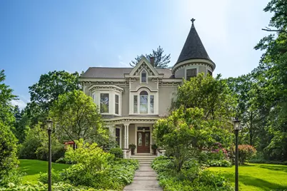 13 Sugar Street, Newtown, CT 06470 - Photo 1