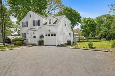 5017 Main Street, Trumbull, CT 06611 - Photo 1