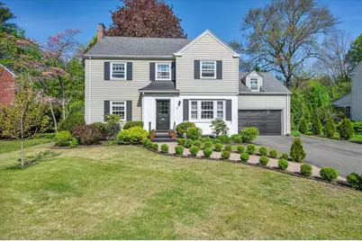 10 Meadowbrook Road, Hamden, CT 06517 - Photo 1