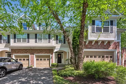 20 Goodwin Circle #20, Hartford, CT 06105 - Photo 1