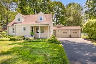 8 Bailey St, Trumbull, CT 06611 - Photo 1