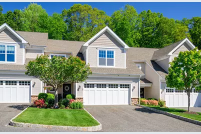 18 Brookside Court #18, Newtown, CT 06470 - Photo 1