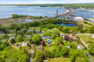 42 Millstone Rd W, Waterford, CT 06385 - Photo 1