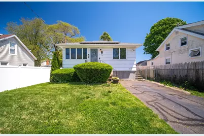 51 Palmetto Trail, East Haven, CT 06512 - Photo 1