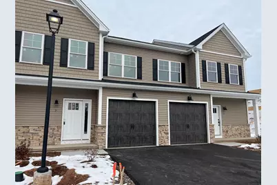 9 Chatsworth Court, Manchester, CT 06042 - Photo 1