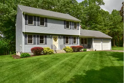 14 Ellsworth Lane, Ellington, CT 06029 - Photo 1