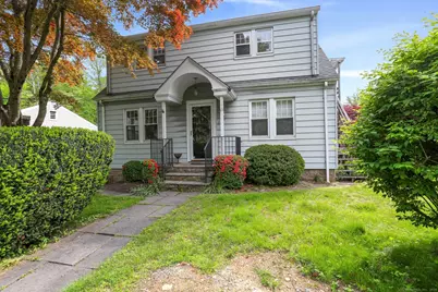 11 Hill Street, New Canaan, CT 06840 - Photo 1