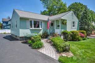 26 Vivian St, Newington, CT 06111 - Photo 1