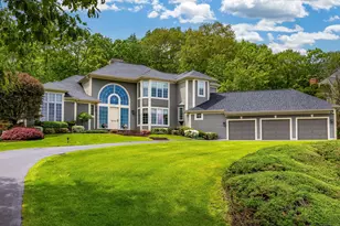 37 Balfour Dr, West Hartford, CT 06117 - Photo 1