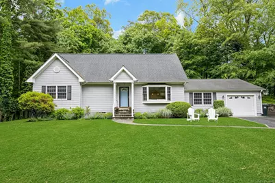 6 Queens Lane, Darien, CT 06820 - Photo 1