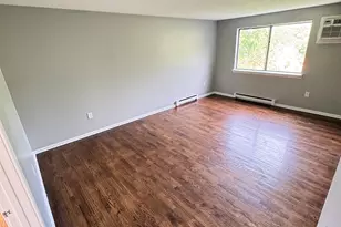 32 Old Foxon Rd, East Haven, CT 06513 - Photo 1