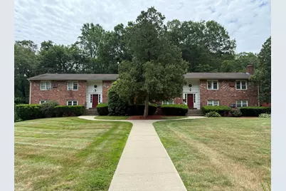 1105 Waterbury Road #APT 1B, Cheshire, CT 06410 - Photo 1