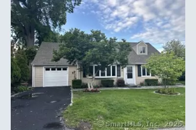 16 Neponsit Street, Stamford, CT 06902 - Photo 1