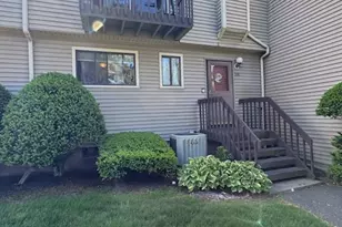 560 Yale Ave, Meriden, CT 06450 - Photo 1