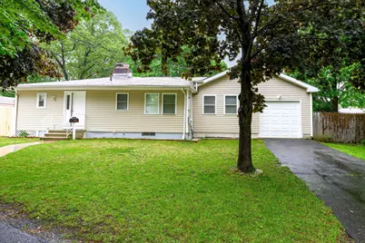 92 Blakeslee Avenue, North Haven, CT 06473 - Photo 1