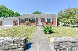 325 Lincoln Blvd, Bridgeport, CT 06606 - Photo 1