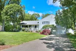 85 Oakridge Rd, Trumbull, CT 06611 - Photo 1