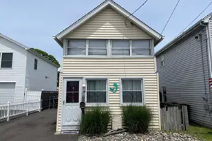 9 Wood Ave, Milford, CT 06460 - Photo 1