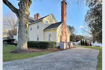 635 Stratfield Road, Fairfield, CT 06825 - Photo 1