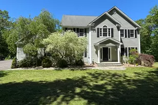 15 Tall Pines Dr, Oxford, CT 06478 - Photo 1