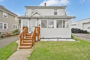 499 Sherwood Pl, Stratford, CT 06615 - Photo 1