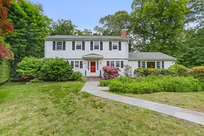 10 Crossland Place, Norwalk, CT 06851 - Photo 1