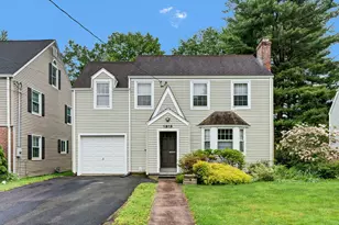 1815 Asylum Ave, West Hartford, CT 06117 - Photo 1