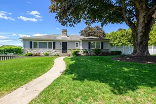 28 Sherry Ln, Danbury, CT 06811 - Photo 1