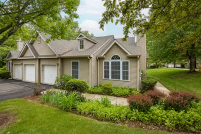 25 Hamden Hills Drive #60, Hamden, CT 06518 - Photo 1