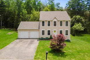 84 Tognalli Dr, Torrington, CT 06790 - Photo 1