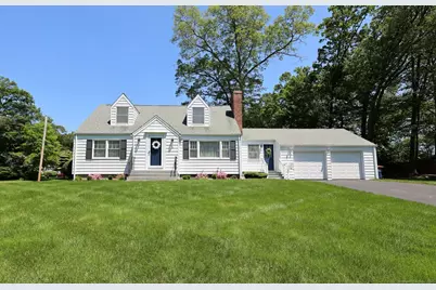 110 Cottage Street, Trumbull, CT 06611 - Photo 1