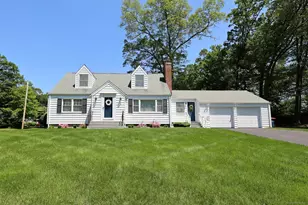 110 Cottage St, Trumbull, CT 06611 - Photo 1
