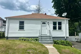 82 Sunnyside Ave, Waterbury, CT 06708 - Photo 1