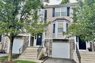 1006 Sienna Dr, Danbury, CT 06810 - Photo 1