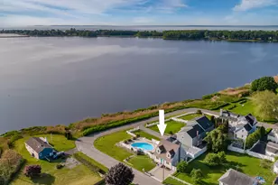 35 Soundview Ave, Old Saybrook, CT 06475 - Photo 1