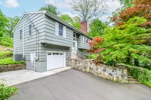 525 Bennetts Farm Rd, Ridgefield, CT 06877 - Photo 1