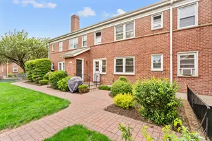 236 Glenbrook Rd, Stamford, CT 06906 - Photo 1