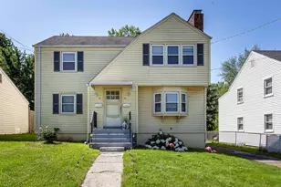 47 Yale St, Hartford, CT 06114 - Photo 1