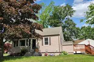 12 Hart Pl, Plainville, CT 06062 - Photo 1